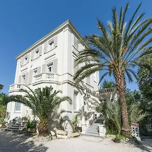 Oxford 3*, Cannes Frankreich